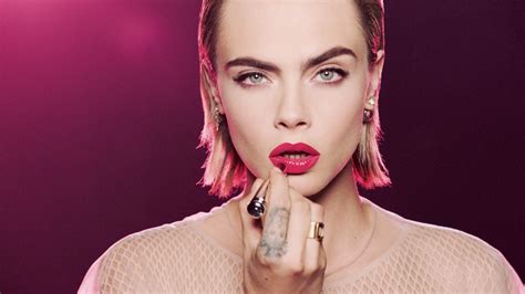 cara delevingne dior canta punk|cara delevingne pink lipstick.